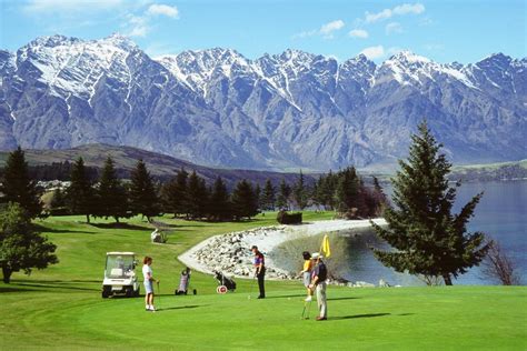 Queenstown golf - Course Opened: 1975. Situated on a breathtaking peninsula of land in Kelvin Heights, directly across Lake Wakatipu from the town of Queenstown, the Queenstown Golf Club was formed in 1914 and moved to its present home in 1975. There are few true hidden gems left in golf and the drive into Kelvin Heights is auspicious.